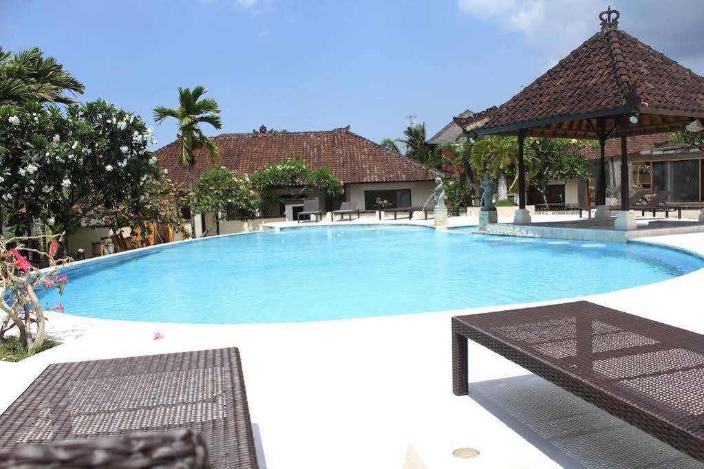 Nipuri Resort And Villas Seminyak By Kamara Buitenkant foto