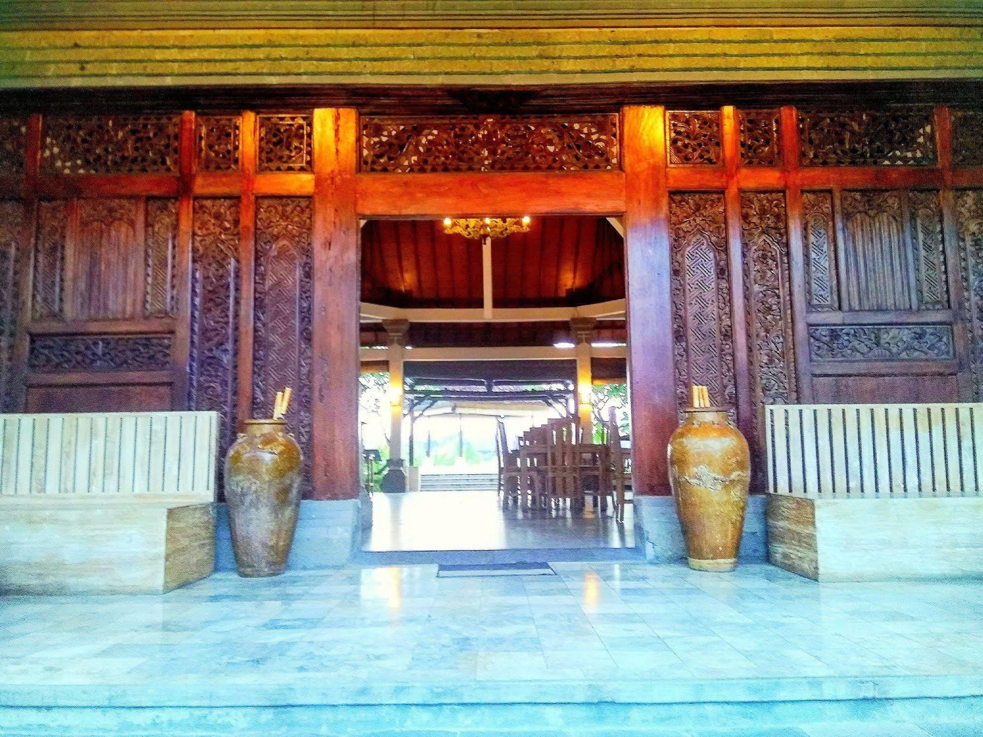 Nipuri Resort And Villas Seminyak By Kamara Buitenkant foto